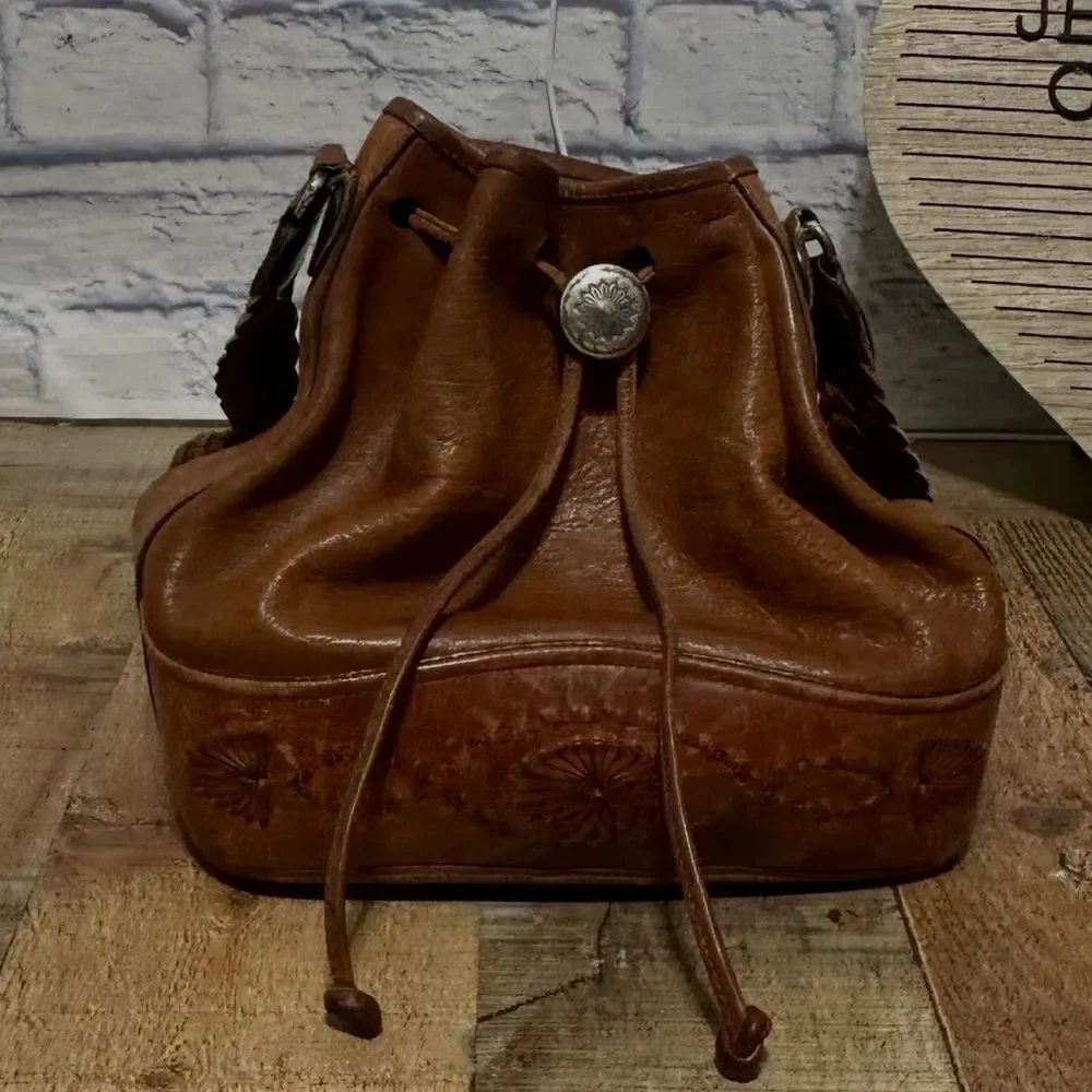 Vintage BRIGHTON Western Leather Bucket Shoulder Bag Purse Concho